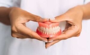 how much do partial dentures cost