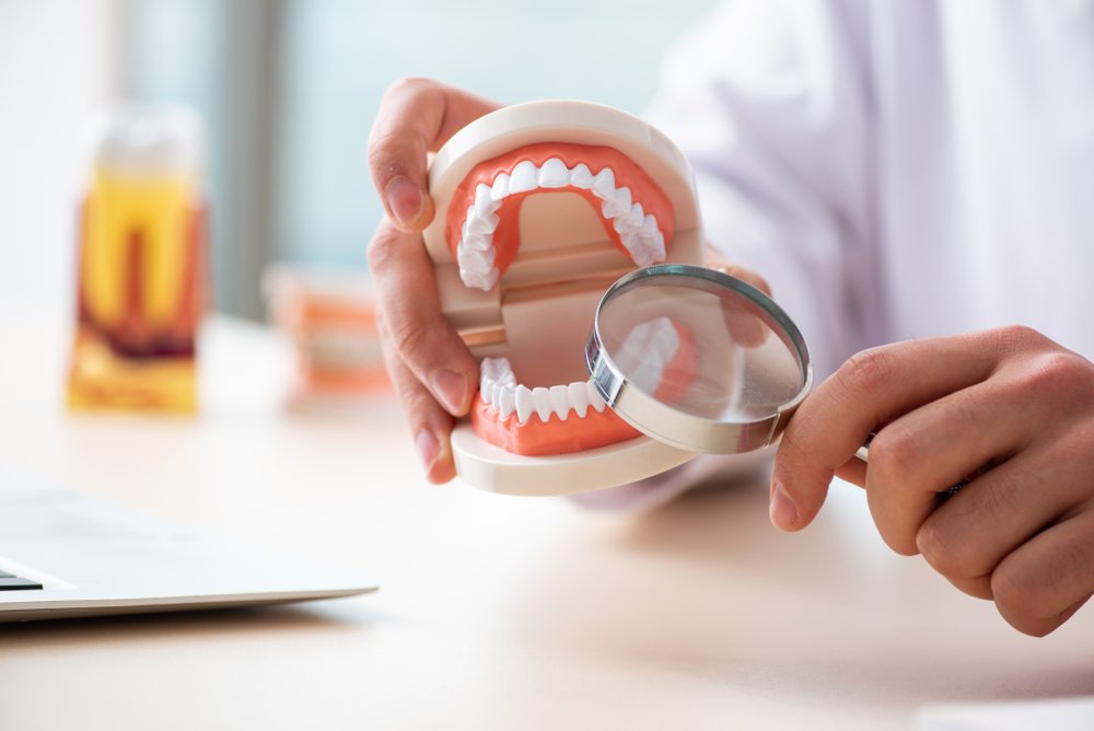 how often should dentures be replaced